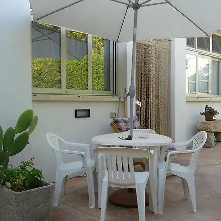 La Casa Di Alice Apartment Patu